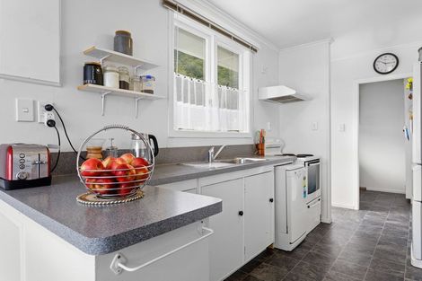 Photo of property in 12 Harvey Street, Whakatane, 3120