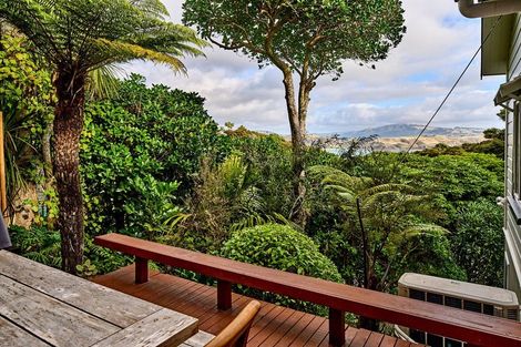 Photo of property in 98 Motuhara Road, Plimmerton, Porirua, 5026