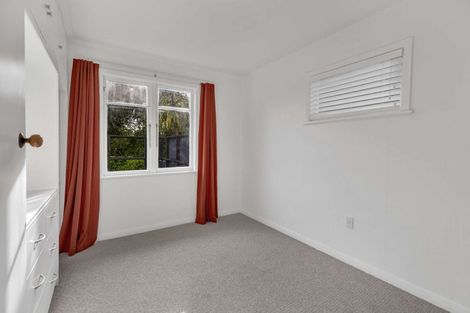 Photo of property in 6 Trent Avenue, Hokowhitu, Palmerston North, 4410