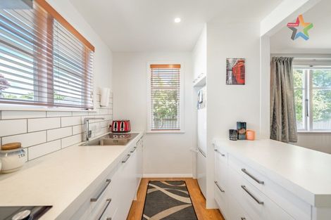 Photo of property in 4 Tui Grove, Elderslea, Upper Hutt, 5018