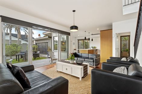 Photo of property in 19a Bayswater Avenue, Bayswater, Auckland, 0622
