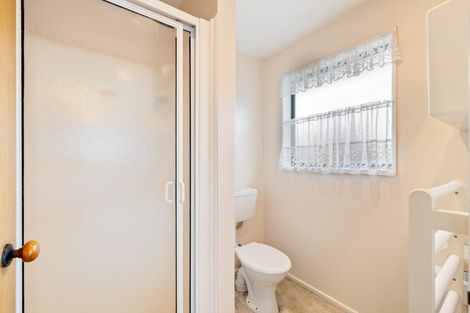 Photo of property in 121 Prestons Road, Redwood, Christchurch, 8051