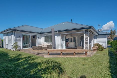 Photo of property in 2 Huka Heights Drive, Rangatira Park, Taupo, 3330
