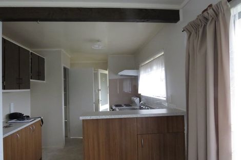 Photo of property in 15 Beihlers Road, Weymouth, Auckland, 2103