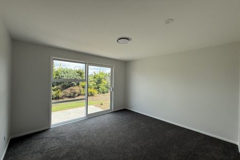 Photo of property in 5 Johnson Place, Stillwater, Silverdale, 0993