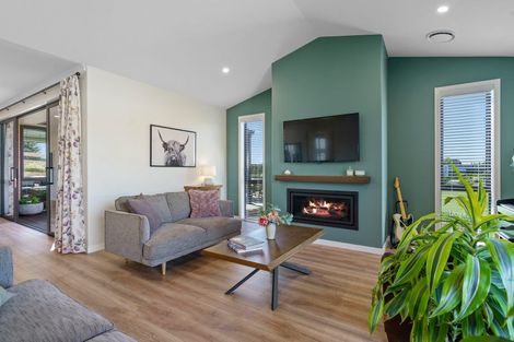 Photo of property in 39 Sunline Drive, Leamington, Cambridge, 3432