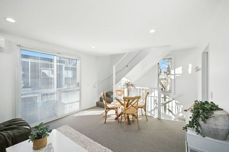 Photo of property in 2/31 Gloucester Street, Christchurch Central, Christchurch, 8013
