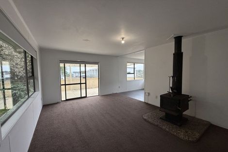Photo of property in 5a Cherry Tree Place, Massey, Auckland, 0614