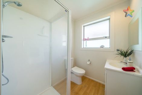 Photo of property in 5 Amberley Grove, Hutt Central, Lower Hutt, 5010