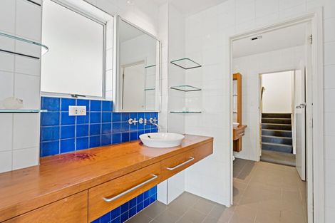 Photo of property in 603 East Coast Road, Browns Bay, Auckland, 0632