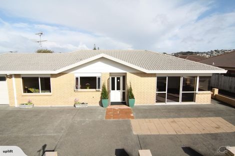 Photo of property in 10a Alice Avenue, Orewa, 0931