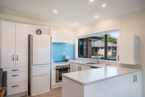 Photo of property in 12a Sussex Street, Levin, 5510