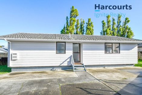 Photo of property in 1/17 Secretariat Place, Randwick Park, Auckland, 2105