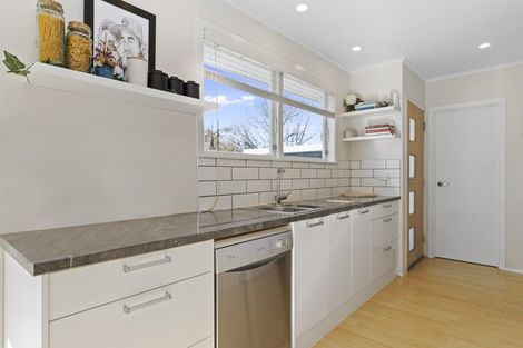 Photo of property in 16a Cleveland Street, Bader, Hamilton, 3206