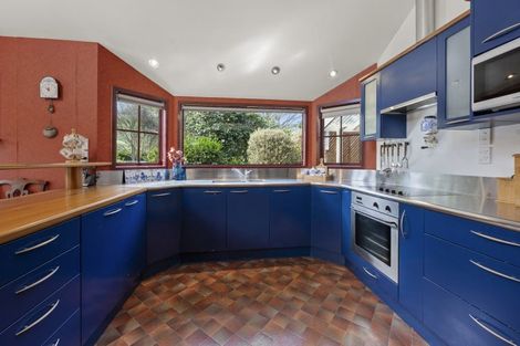 Photo of property in 19 Gibbs Place, Kinloch, Taupo, 3377