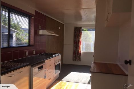 Photo of property in 92 Tremewan Street, Tawa, Wellington, 5028