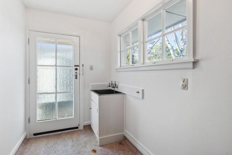 Photo of property in 2/170 Waimairi Road, Ilam, Christchurch, 8041