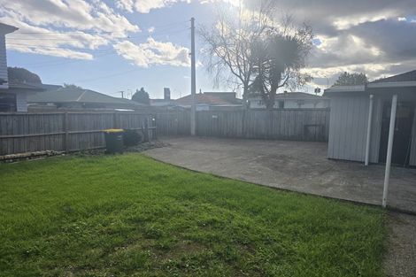 Photo of property in 4 Braeburn Place, Takanini, 2112