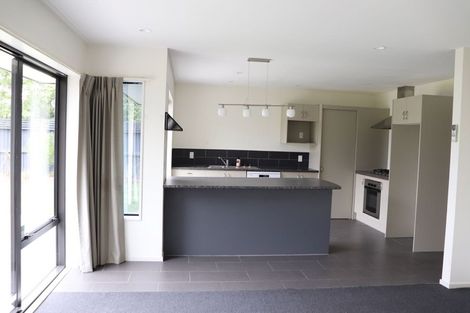 Photo of property in 2 Little Oaks Drive, Yaldhurst, Christchurch, 8042