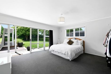 Photo of property in 5 Grassy Downs Place, St Andrews, Hamilton, 3200