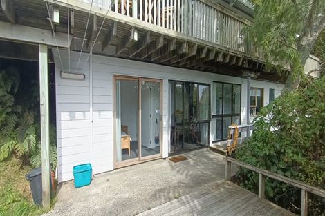 Photo of property in 9 Kate Way, Karori, Wellington, 6012