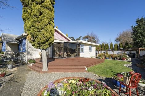 Photo of property in 10 Riverside Drive, Kelvin Grove, Palmerston North, 4470