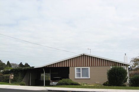 Photo of property in 162 Seaview Road, Westown, New Plymouth, 4310