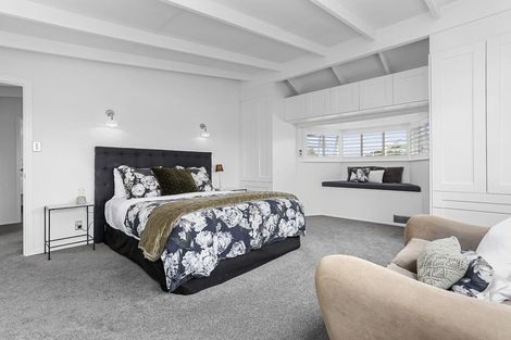 Photo of property in 35 Seaview Avenue, Northcote, Auckland, 0627