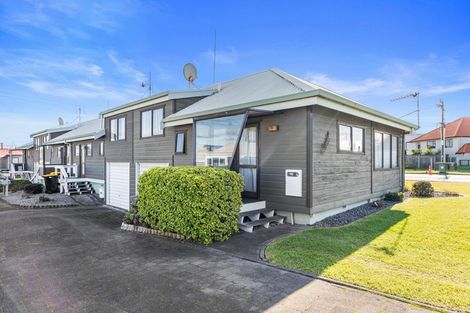 Photo of property in Puriri Village, 13/3 Puriri Street, Mount Maunganui, 3116