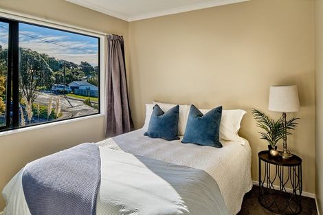 Photo of property in 3 Makora Grove, Paremata, Porirua, 5024