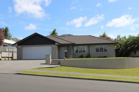 Photo of property in 9 Merriman Place, Pyes Pa, Tauranga, 3112