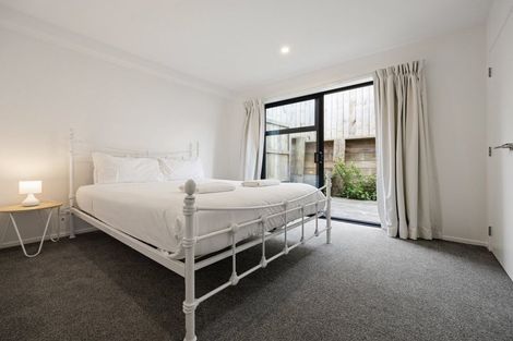 Photo of property in 2/7 Tarbett Road, Hillcrest, Hamilton, 3216