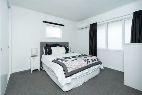 Photo of property in 18 Morrinsville Road, Hillcrest, Hamilton, 3216