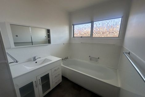 Photo of property in 3/18 Cairnfield Road, Kensington, Whangarei, 0112