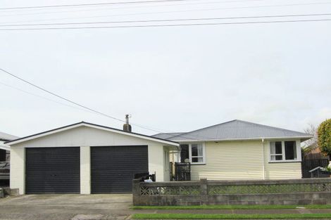 Photo of property in 18 Watene Crescent, Waitara, 4320