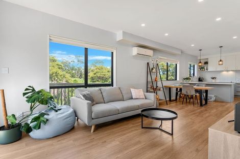 Photo of property in 26 Kaimai Avenue, Massey, Auckland, 0614