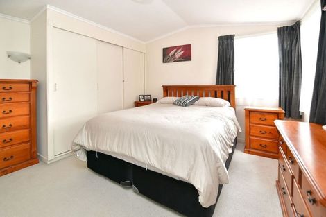 Photo of property in 5 Mary Keane Lane, Parakai, 0830