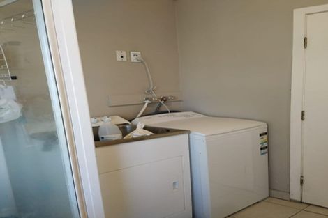 Photo of property in 1/83 Mcleod Road, Te Atatu South, Auckland, 0610