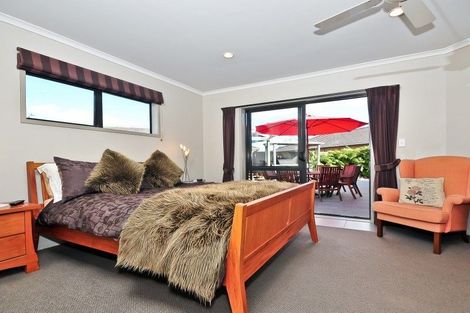 Photo of property in 56 Farringdon Avenue, Rototuna North, Hamilton, 3210