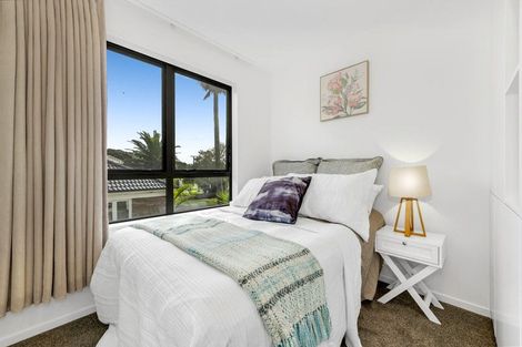 Photo of property in 3/14 Kerswill Place, Pakuranga, Auckland, 2010