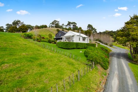 Photo of property in 395a Matakana Valley Road, Matakana, Warkworth, 0985
