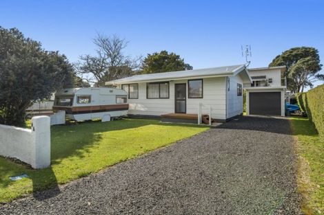 Photo of property in 4a Roretana Drive, Athenree, Katikati, 3177