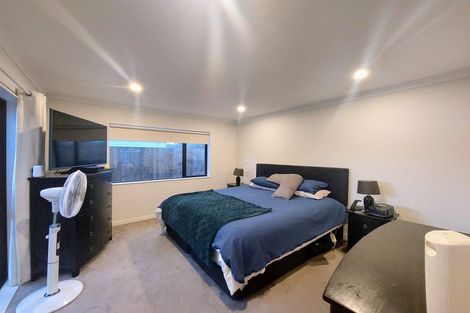 Photo of property in 13 Earlywood Road, Takanini, 2110