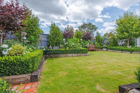 Photo of property in 68 Roy Street, Palmerston North, 4410