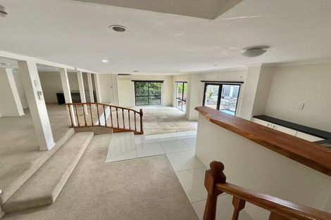 Photo of property in 121 Redoubt Road, Goodwood Heights, Auckland, 2105