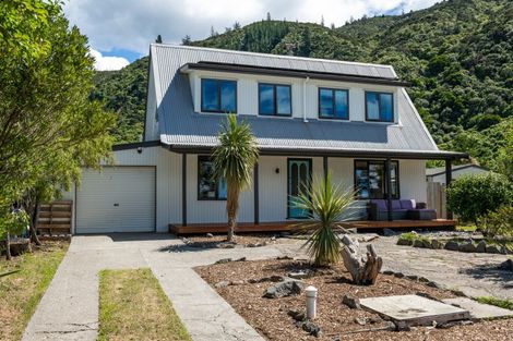 Photo of property in 309 Rarangi Beach Road, Rarangi, Blenheim, 7273