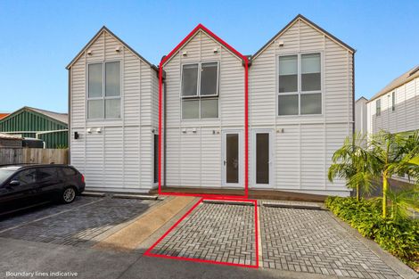 Photo of property in 12 Titoki Close, Matakana, 0985