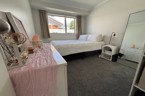 Photo of property in 55 Matipo Road, Te Atatu Peninsula, Auckland, 0610