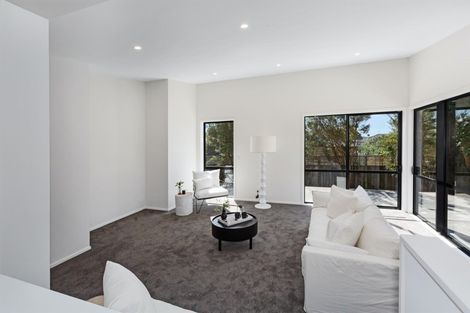 Photo of property in 18 Rifleman Lane, Paraparaumu Beach, Paraparaumu, 5032