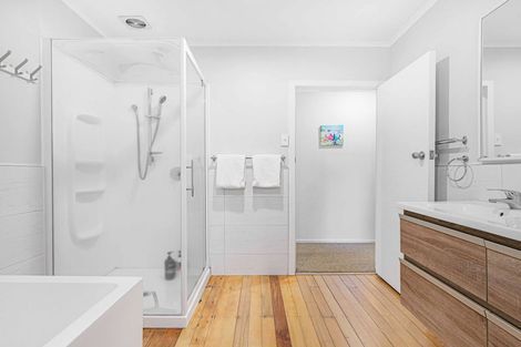 Photo of property in 45 Mountain Road, Western Heights, Rotorua, 3015